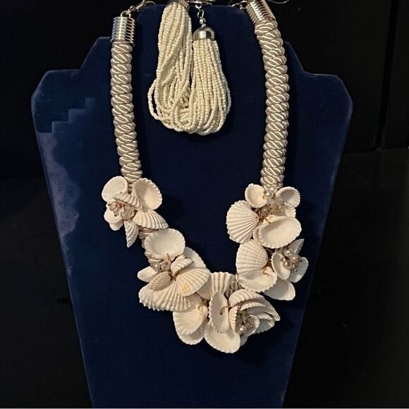 SHELL Knotted Collar NECKLACE Chunky Floral Boho Satin Rope Beaded Bracelet Set - Picture 1 of 5